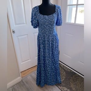 Zesica blue print dress. NWT